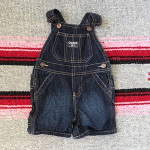 OSHKOSH B’GOSH | JEAN SHORT OVERALLS